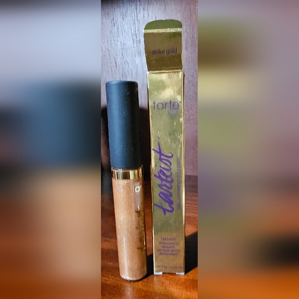 Tarte Lipgloss in Shade "Strike Gold" - Picture 5 of 6